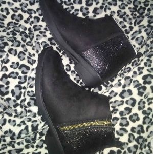 Girls Glitter Boots 13